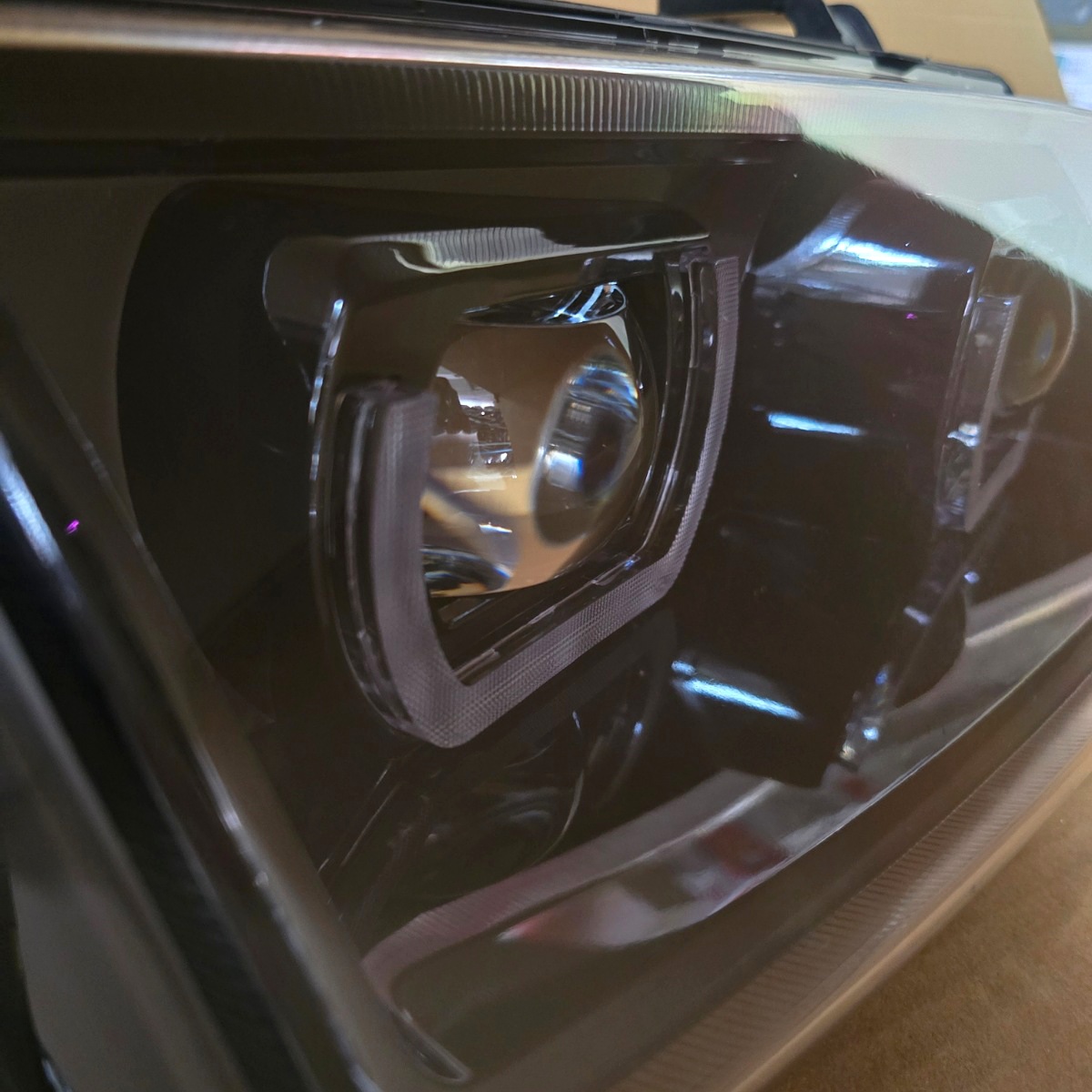 Фары на Ваз 2110 Би-линзы стиль Bmw чёрные — изображение 3